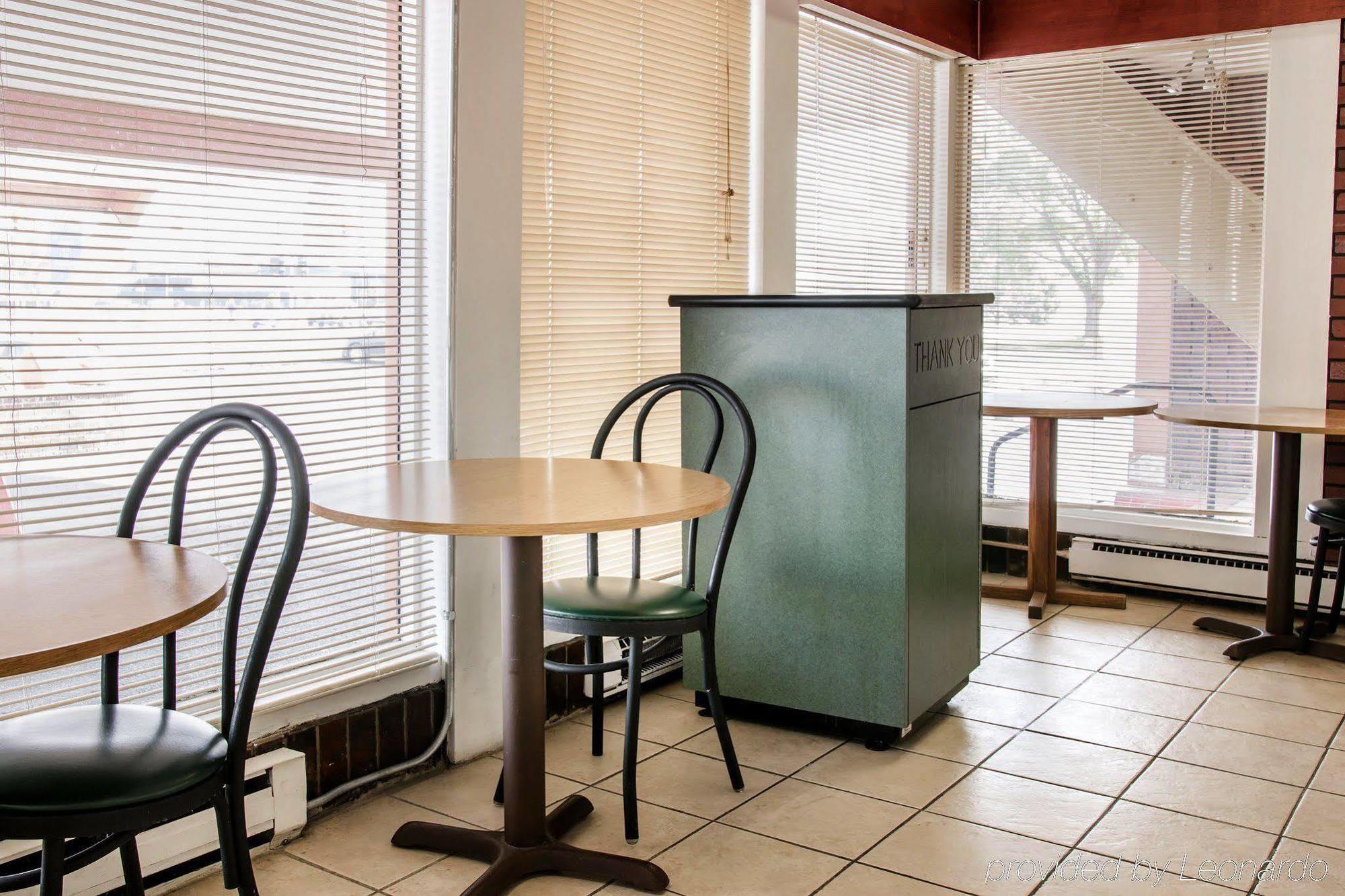 Econo Lodge Battle Creek Esterno foto