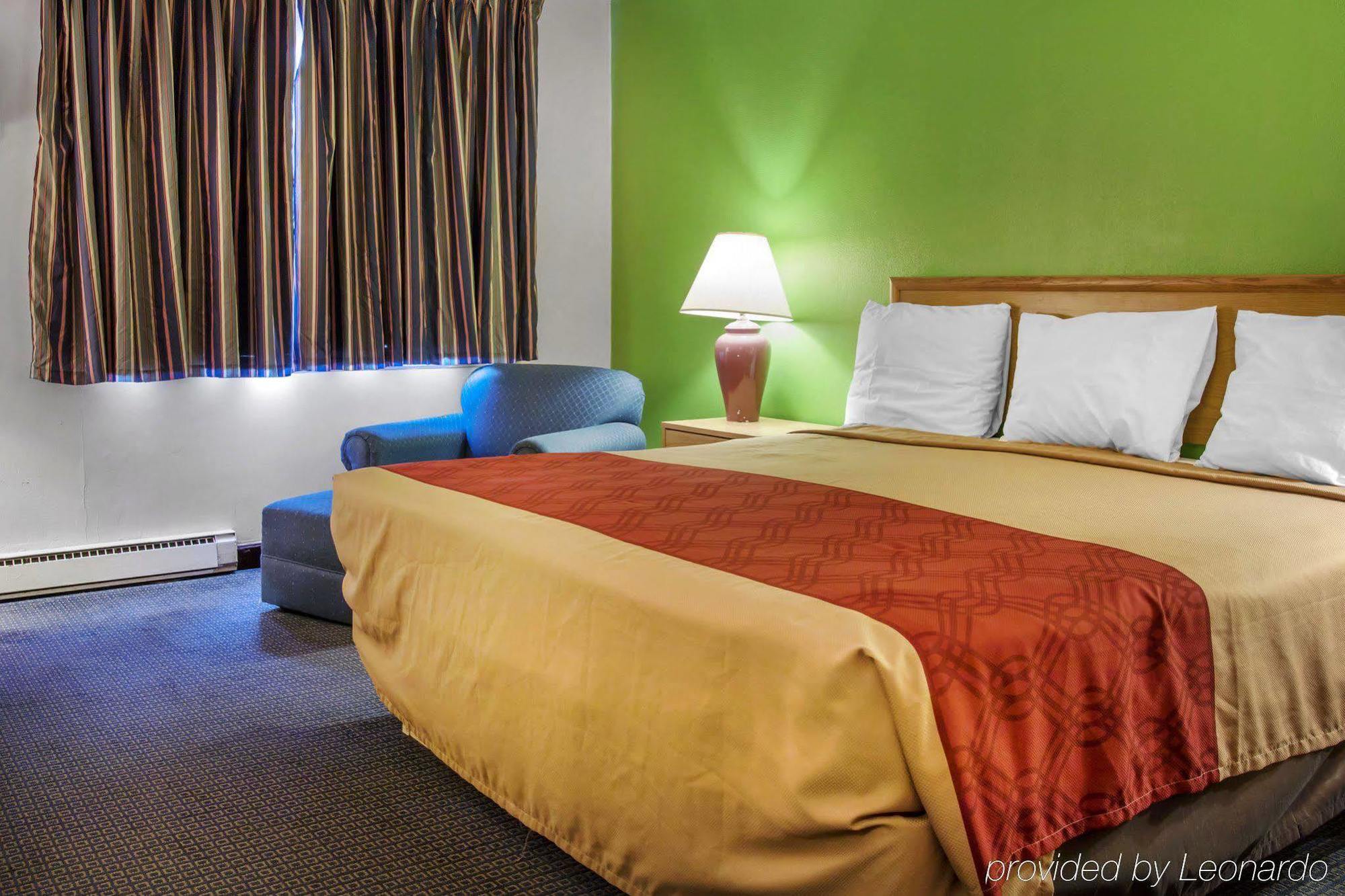 Econo Lodge Battle Creek Esterno foto