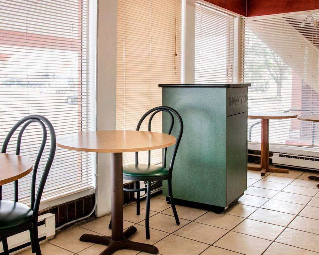Econo Lodge Battle Creek Ristorante foto
