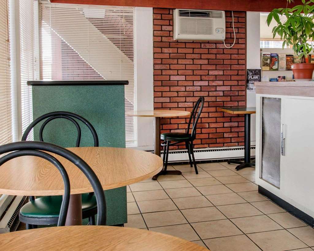 Econo Lodge Battle Creek Ristorante foto